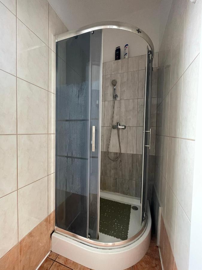 غدينيا Keja Rooms II - Pokoje Noclegi W Centrum Gdyni المظهر الخارجي الصورة